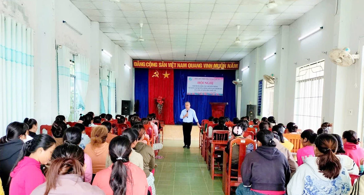 Nhiều nội dung về bình đẳng giới đã được thông tin, tuyên truyền tại các lớp tập huấn.