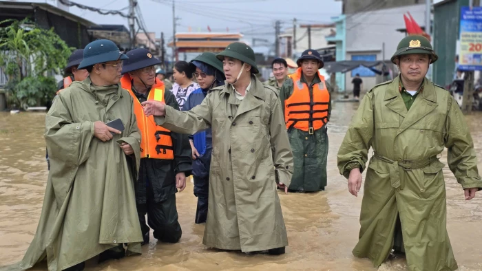 Không được để người dân vùng lũ bị đói, khát