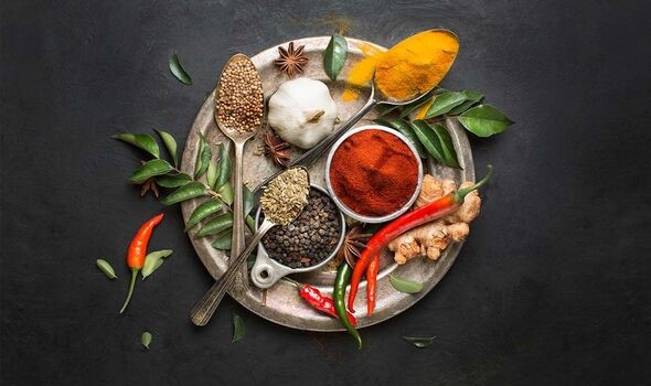 5 loại thực phẩm kháng viêm giảm đau khớp