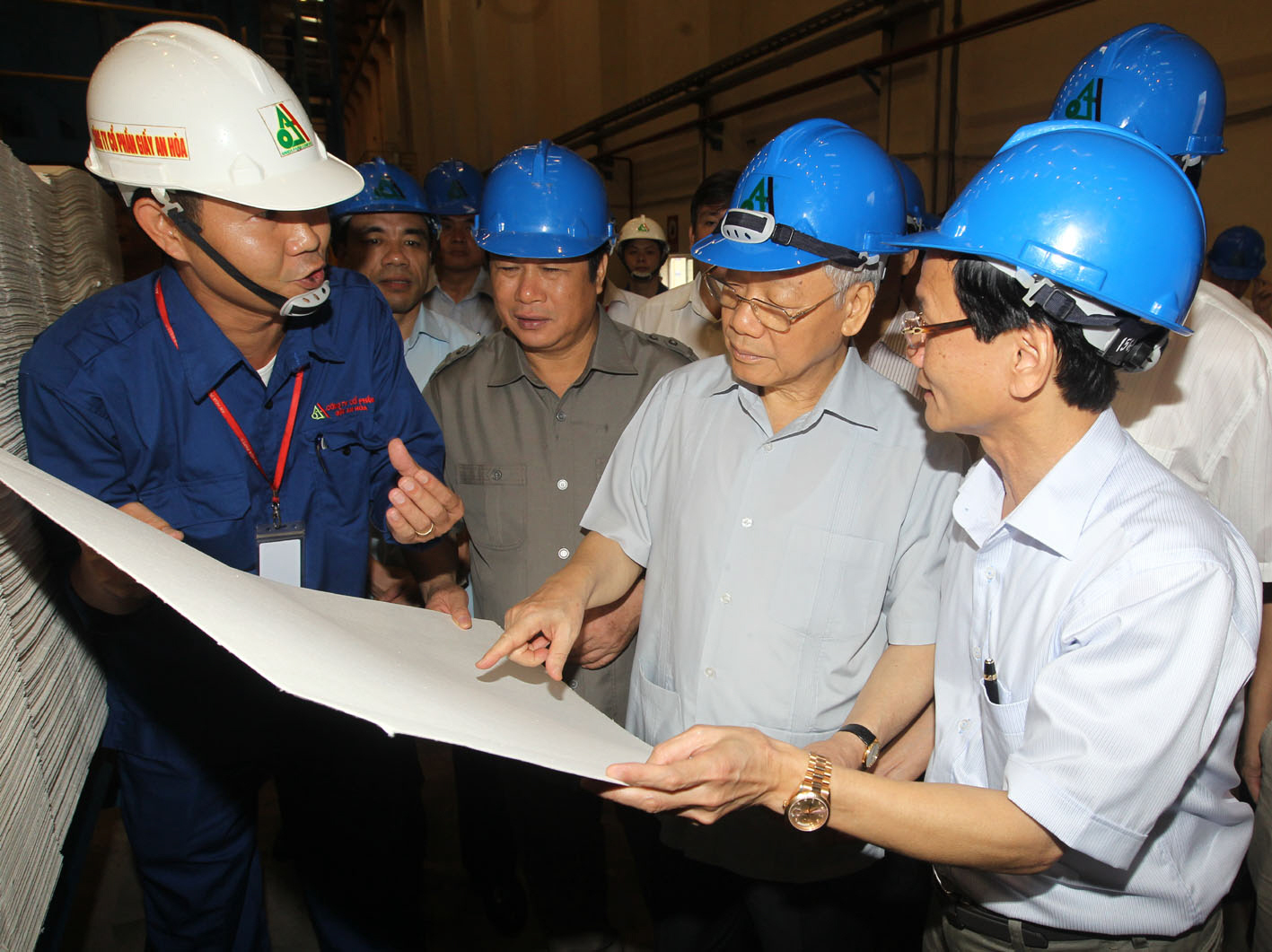 Những thành tựu lý luận chủ yếu của Đảng trong xây dựng, hoàn thiện đường lối đổi mới - Nội dung cốt lõi và bài học kinh nghiệm