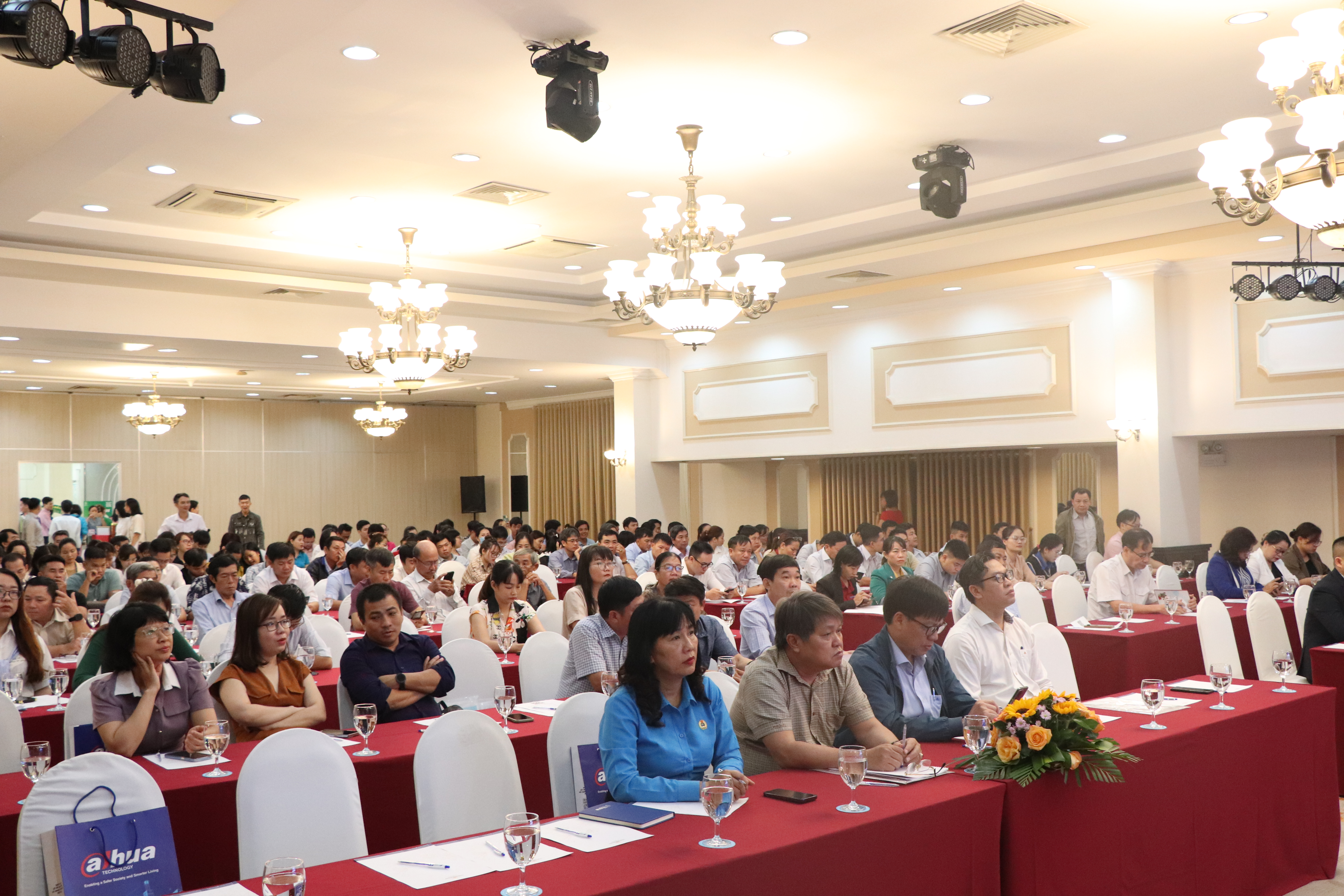 Sở Nông nghiệp và Phát triển nông thôn Khánh Hòa:: Đào tạo chuyển đổi số cho hơn 200 tổ chức, cá nhân