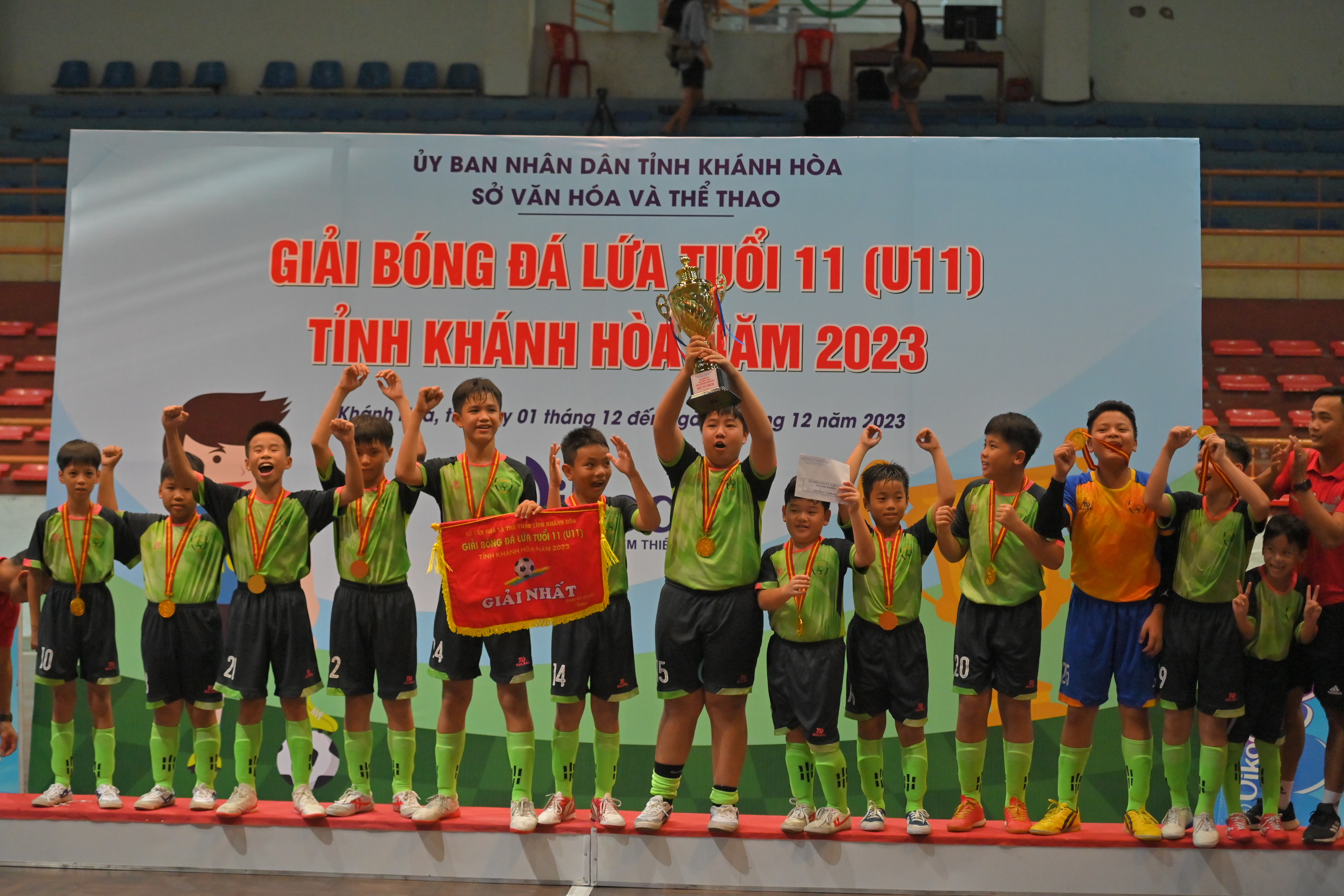 Đội DBS Khánh Hòa vô địch giải bóng đá lứa tuổi U11 tỉnh