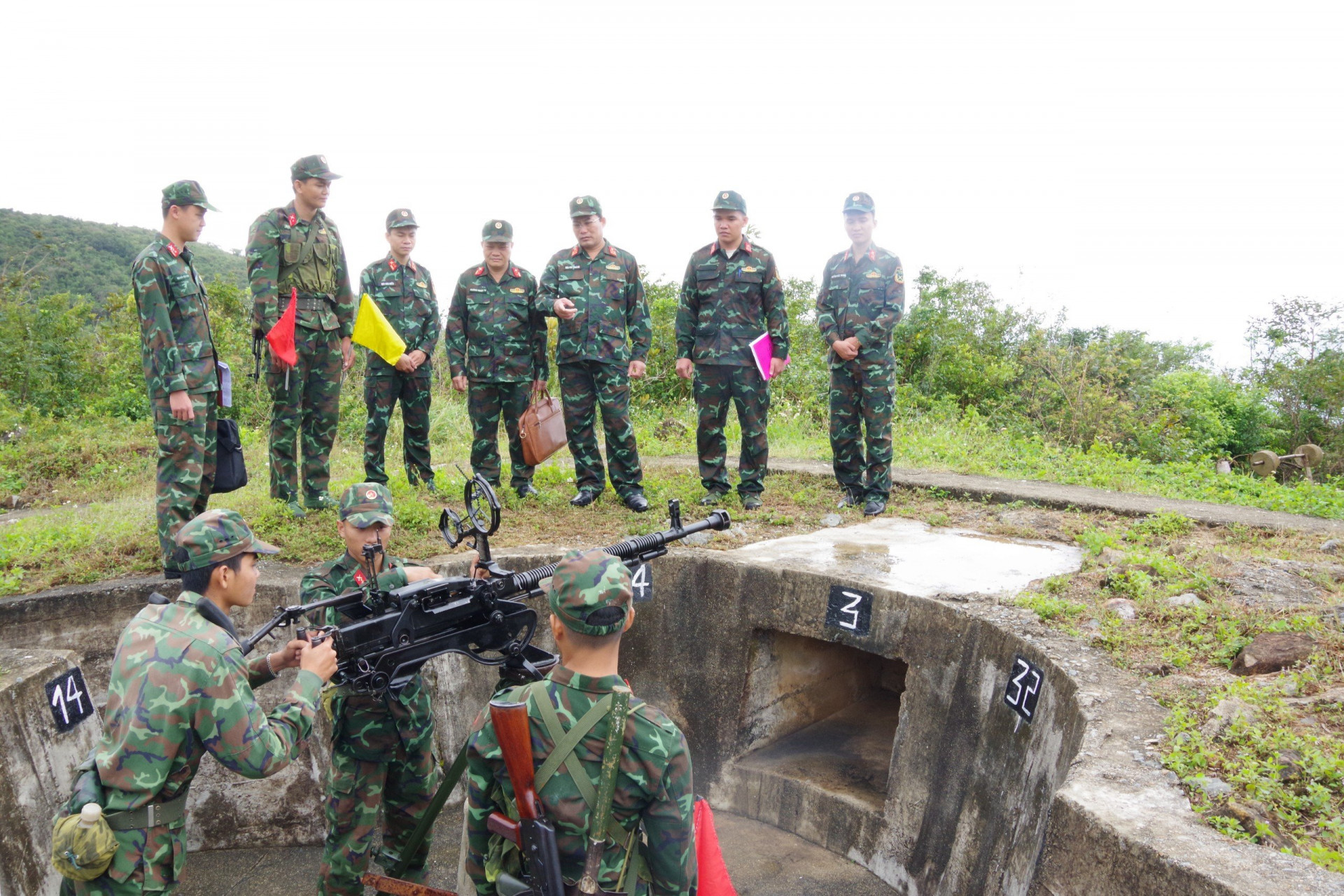 Lãnh đạo Bộ Chỉ huy Quân sự tỉnh kiểm tra công tác huấn luyện sẵn sàng chiến đấu tại Đại đội Hỗn hợp 90.