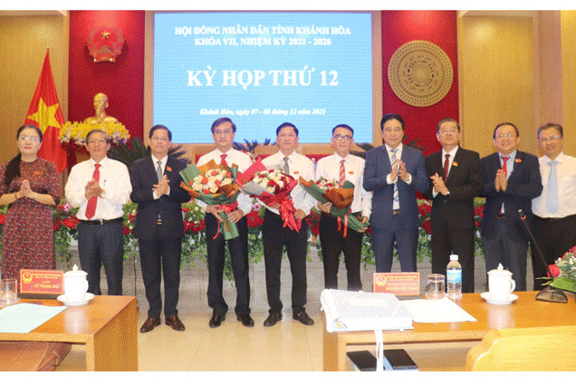 Podcast: Bản tin ngày 9-12