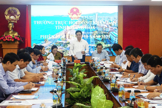 Podcast: Bản tin ngày 13-12