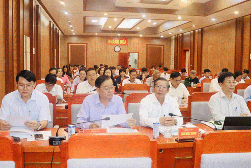 Podcast: Bản tin ngày 7-12