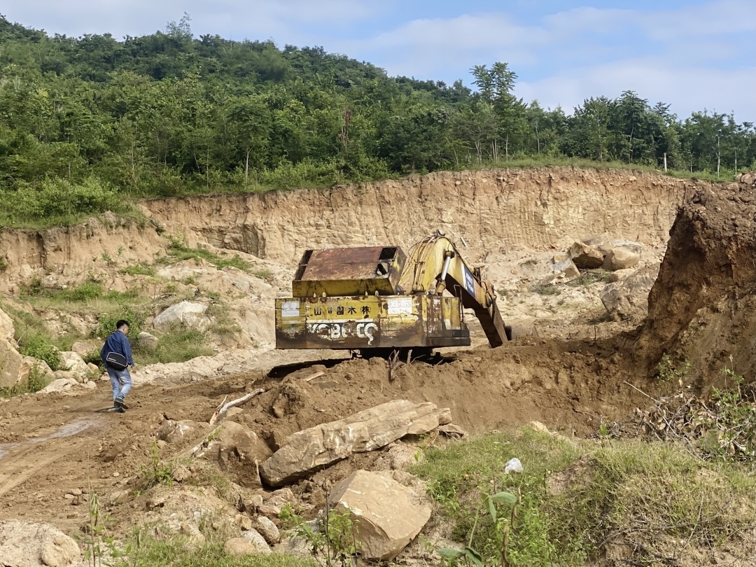 Ông Hà Quốc Trị - Phó Bí thư Tỉnh ủy, Trưởng Đoàn Đại biểu Quốc hội tỉnh Khánh Hòa:: Chỉ đạo UBND tỉnh kiểm tra sau bài viết ''Tan hoang núi Lục Đại''