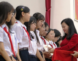 Phòng Giáo dục và Đào tạo TP. Nha Trang: Phát thưởng cho học sinh đạt giải các cuộc thi