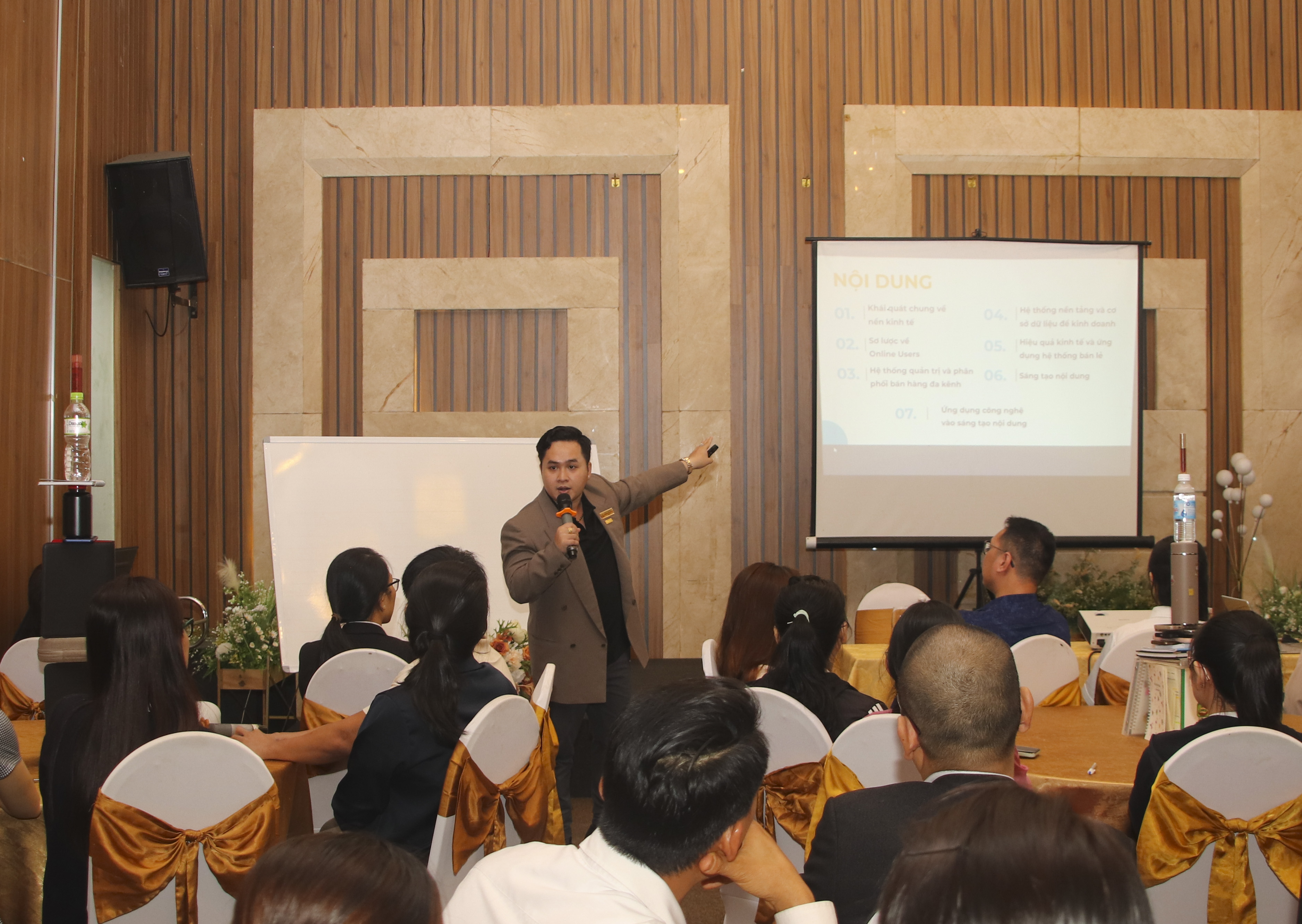 Đào tạo chuyên sâu Digital Marketing và bán hàng đa kênh cho gần 70 doanh nghiệp