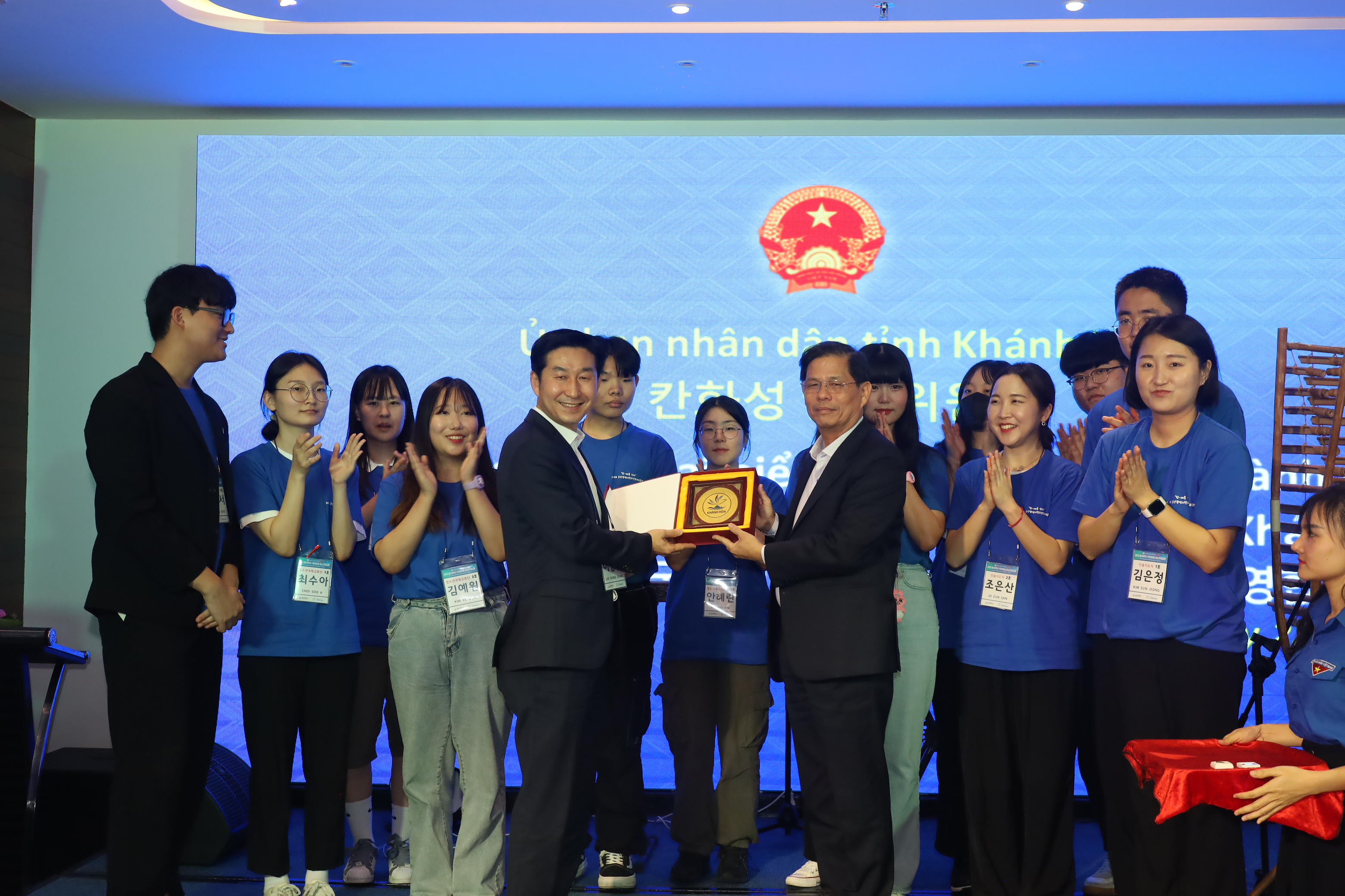 Lãnh đạo tỉnh:: Gặp mặt đoàn thanh, thiếu niên TP. Ulsan