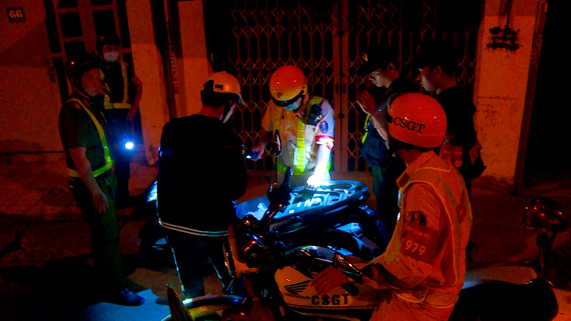 Công an tỉnh Khánh Hòa:: Sơ kết 2 tháng triển khai các tổ công tác đặc biệt 979