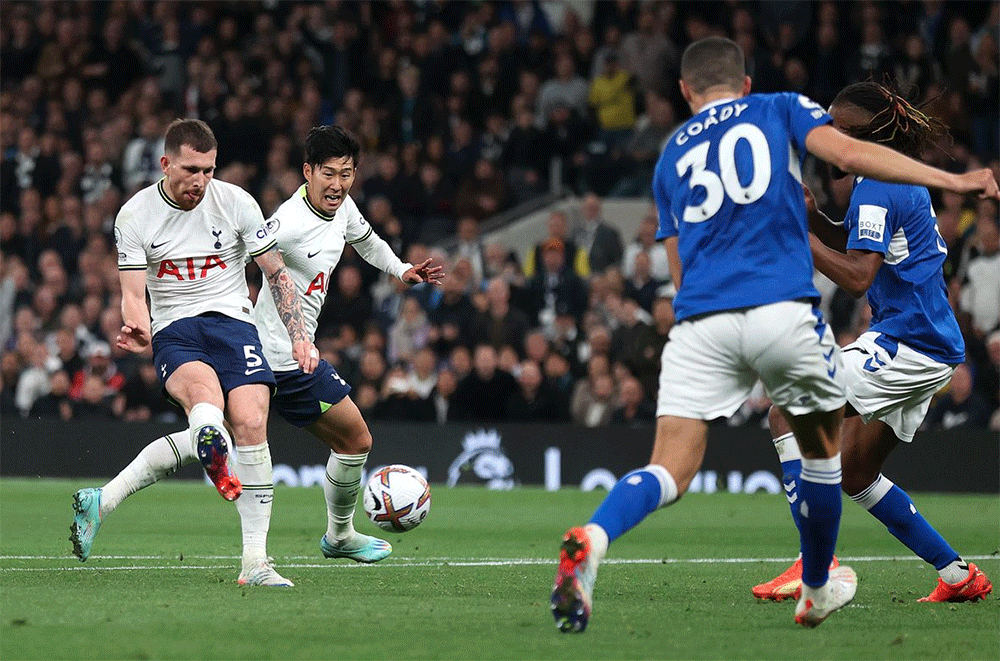 Tottenham cần chiến thắng để tìm cơ hội trở lại top 4.