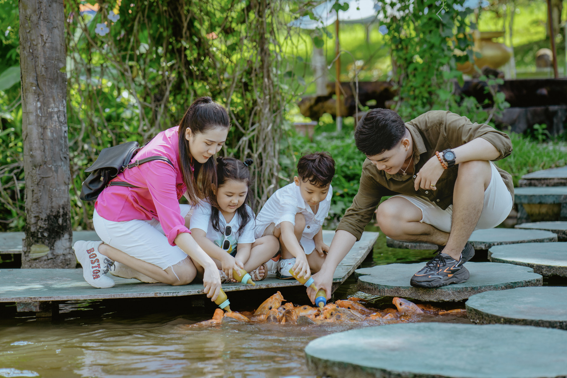 Trải nghiệm trò chơi cá bú bình