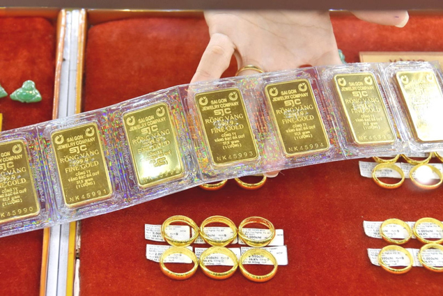 Giá vàng thế giới lên mức cao nhất lịch sử