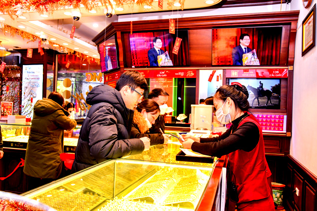 Giá vàng SJC phá mức đỉnh lịch sử