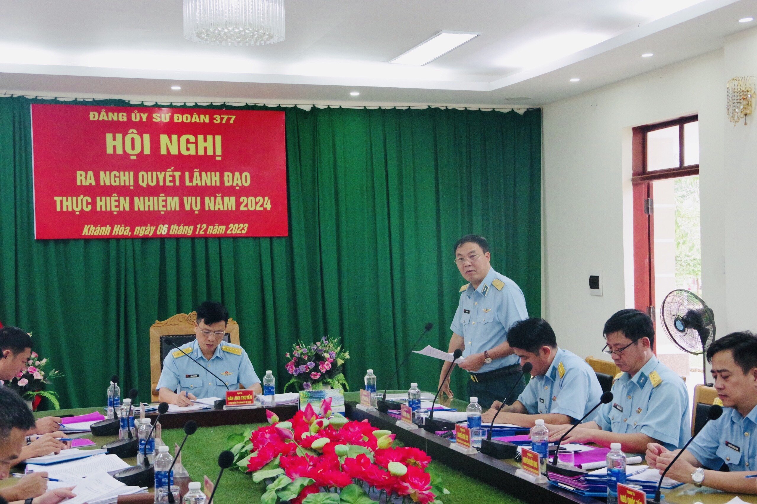 Thiếu tướng Bùi Thiên Thau phát biểu chỉ đạo tại hội nghị.