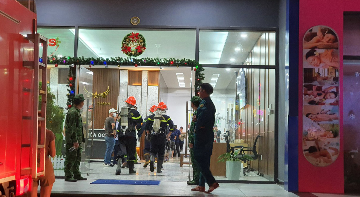 Đám cháy tòa nhà Mường Thanh Viễn Triều đã được dập tắt hoàn toàn