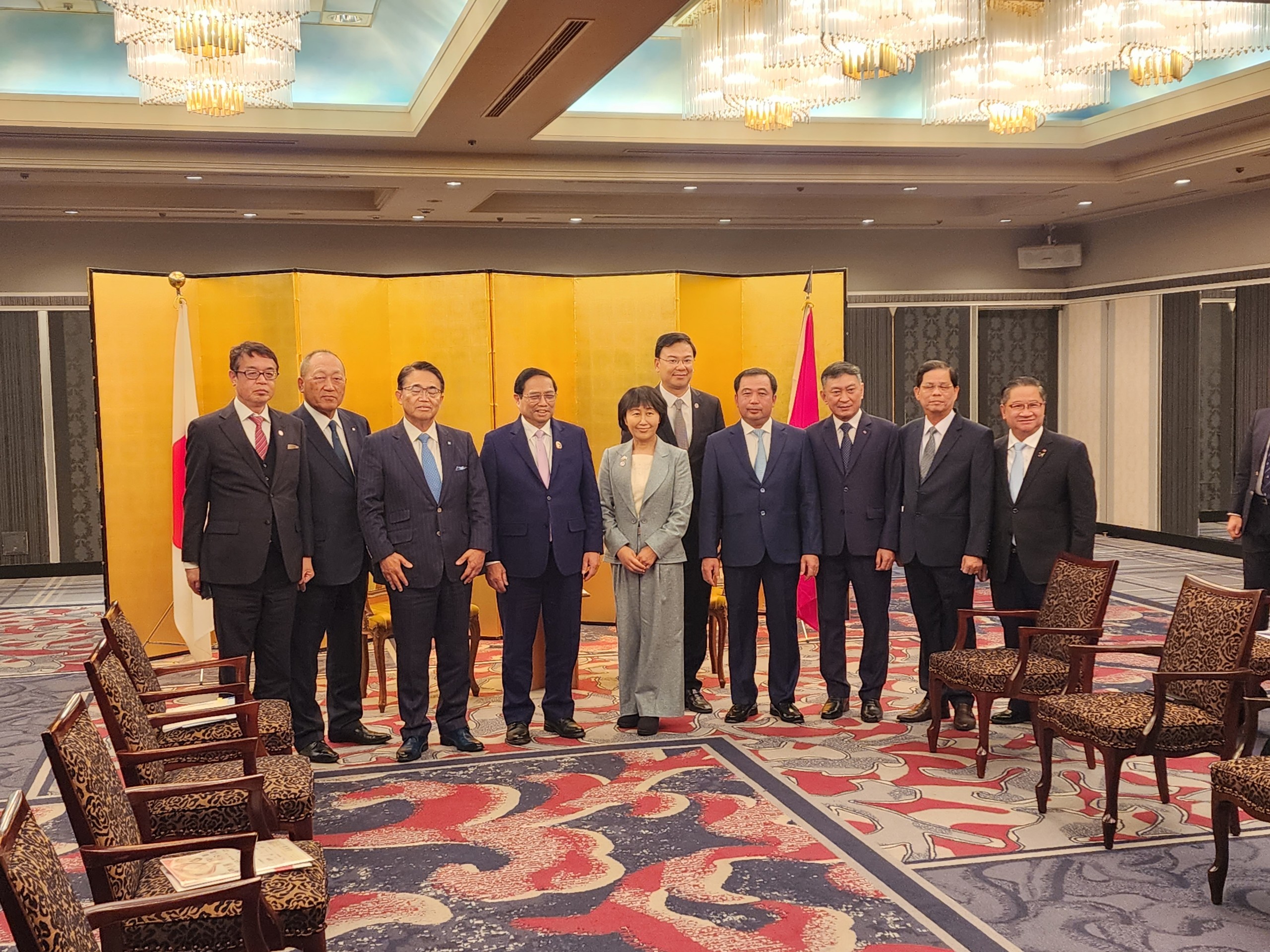 Thủ tướng Chính phủ Phạm Minh Chính tiếp Thống đốc 5 tỉnh của Nhật Bản