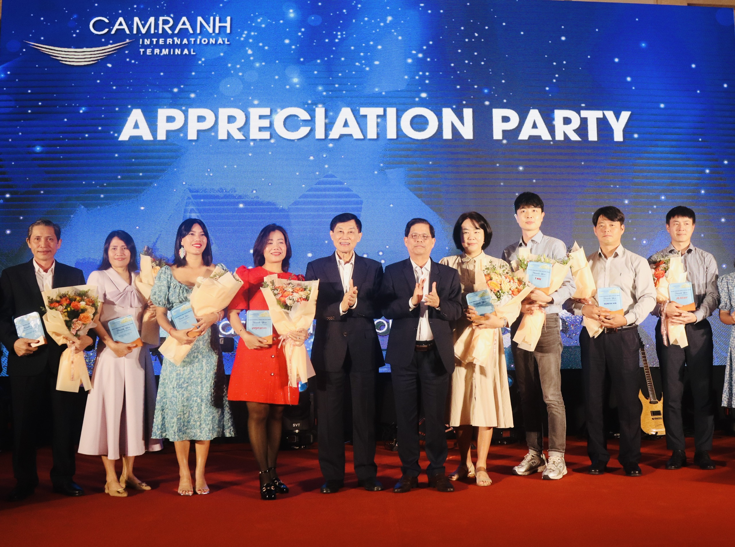 Công ty Cổ phần Nhà ga Quốc tế Cam Ranh tổ chức Lễ tri ân