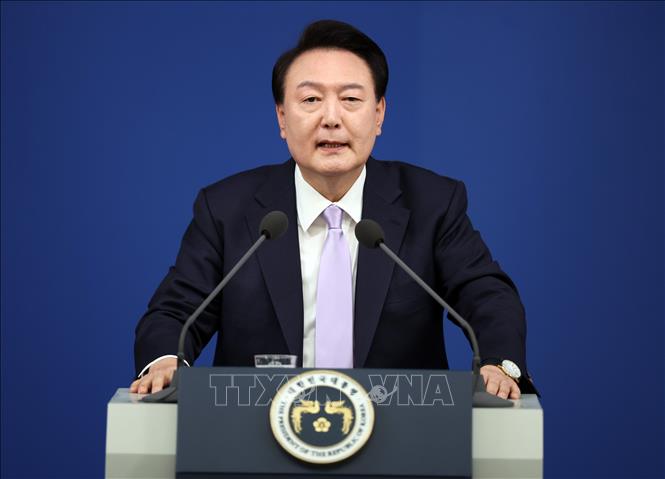 Hàn Quốc : Tổng thống Yoon Suk Yeol xin lỗi người dân vì ban bố thiết quân luật