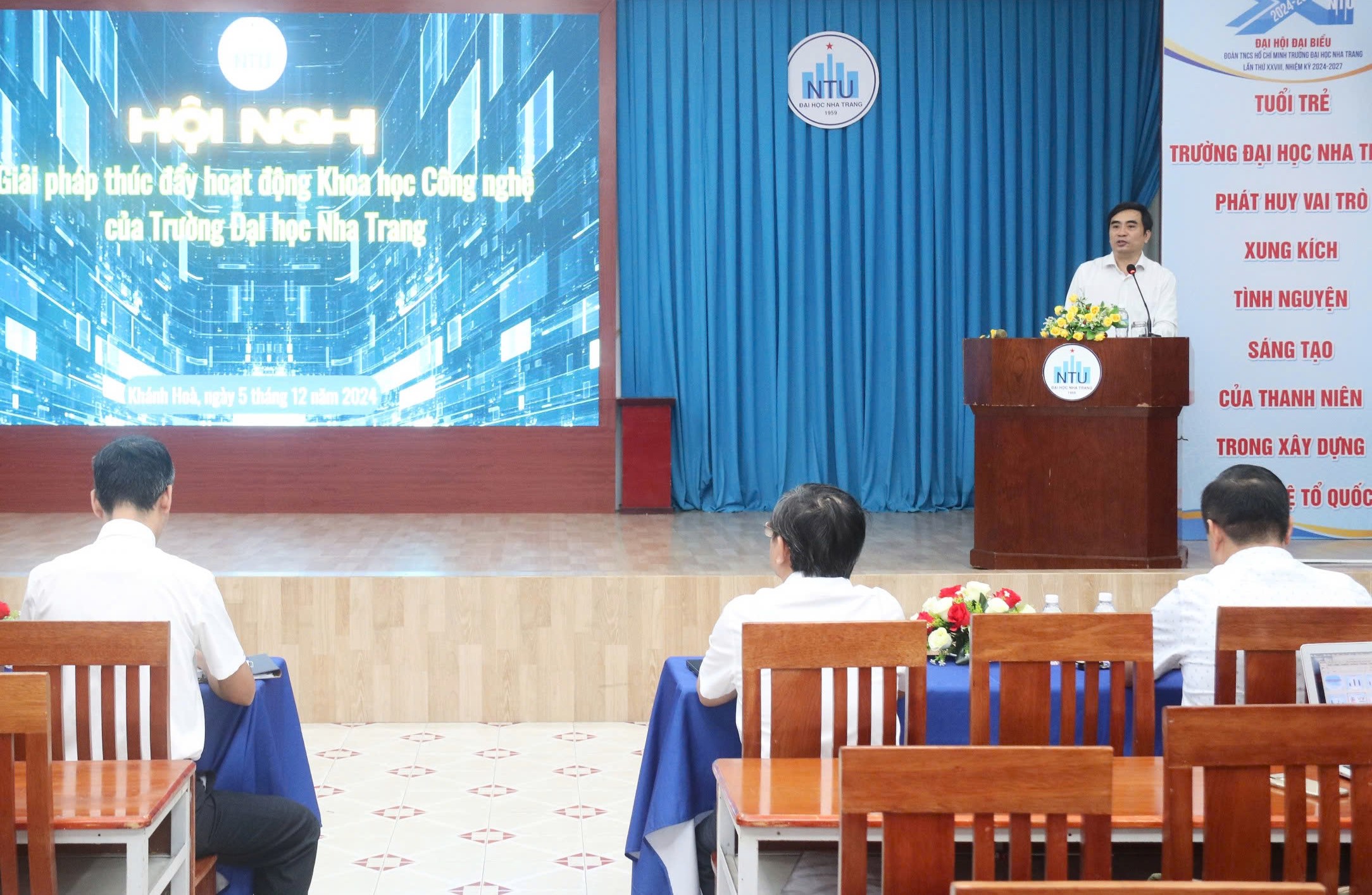 Trường Đại học Nha Trang: Hội nghị về giải pháp thúc đẩy hoạt động khoa học công nghệ