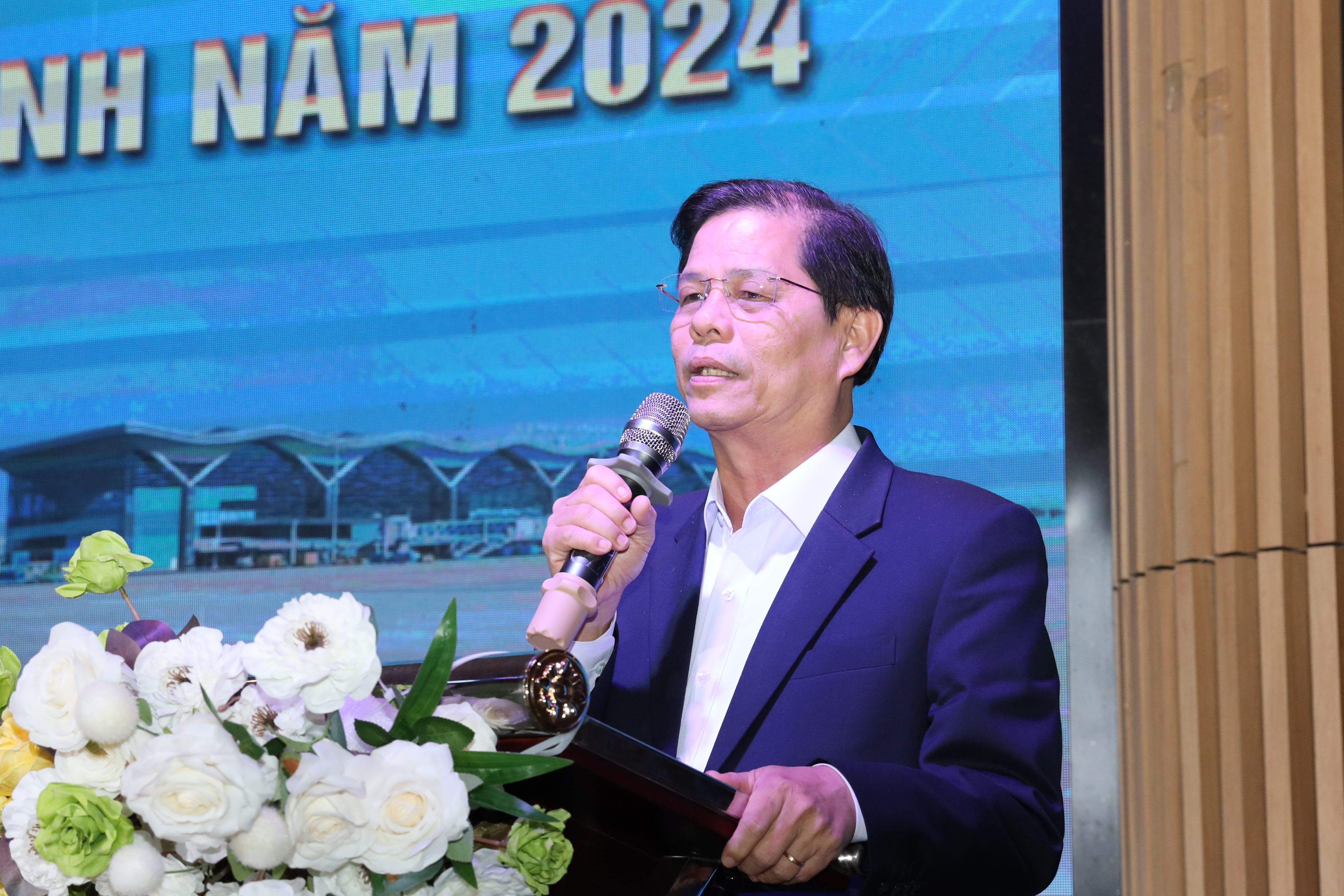 Năm 2024, hơn 6,8 triệu lượt khách thông qua Cảng Hàng không quốc tế Cam Ranh