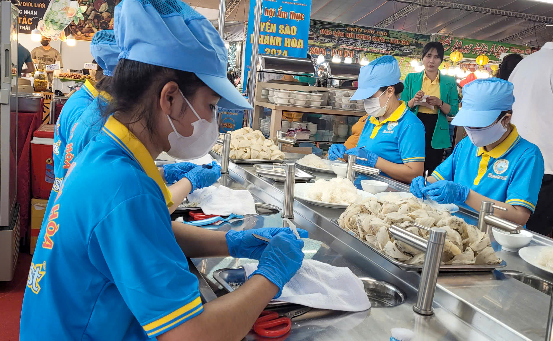 Workers of Khanh Hoa Salanganes Nest Company are processing of salanganes nests

