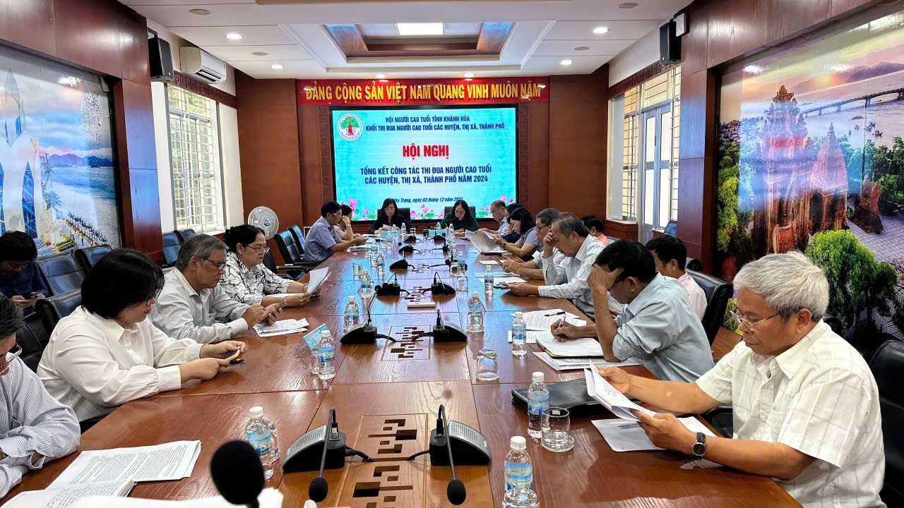 Khối thi đua Hội Người cao tuổi các huyện, thị xã, thành phố tổng kết hoạt động năm 2024