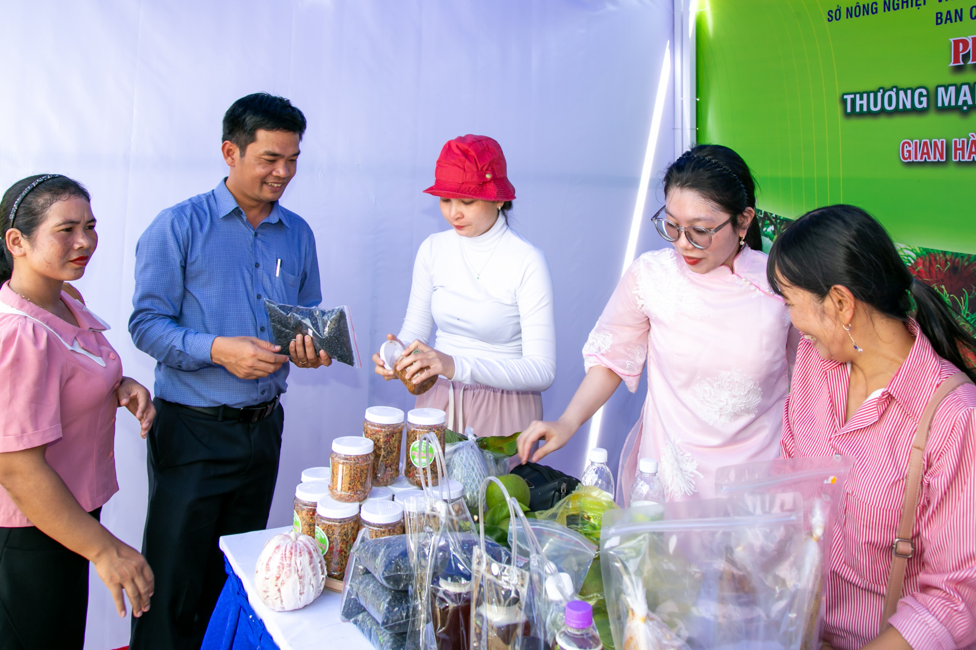 Nỗ lực kết nối, lan tỏa tinh hoa những vùng cao