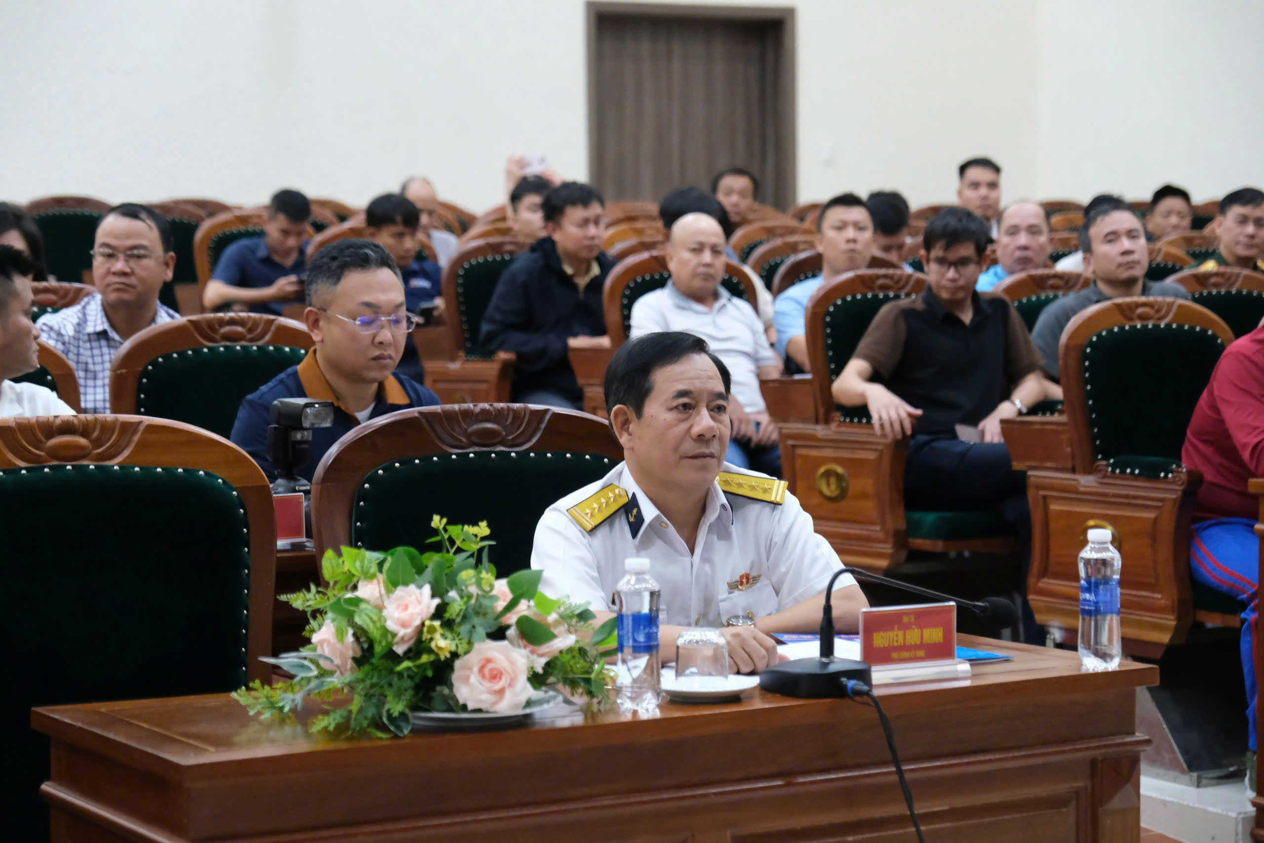 Gặp mặt phóng viên và các lực lượng đi thăm, chúc Tết tại quần đảo Trường Sa 