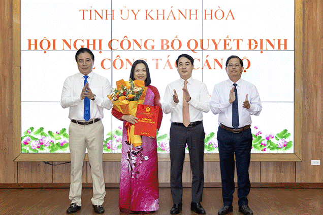 Podcast: Bản tin ngày 10-12