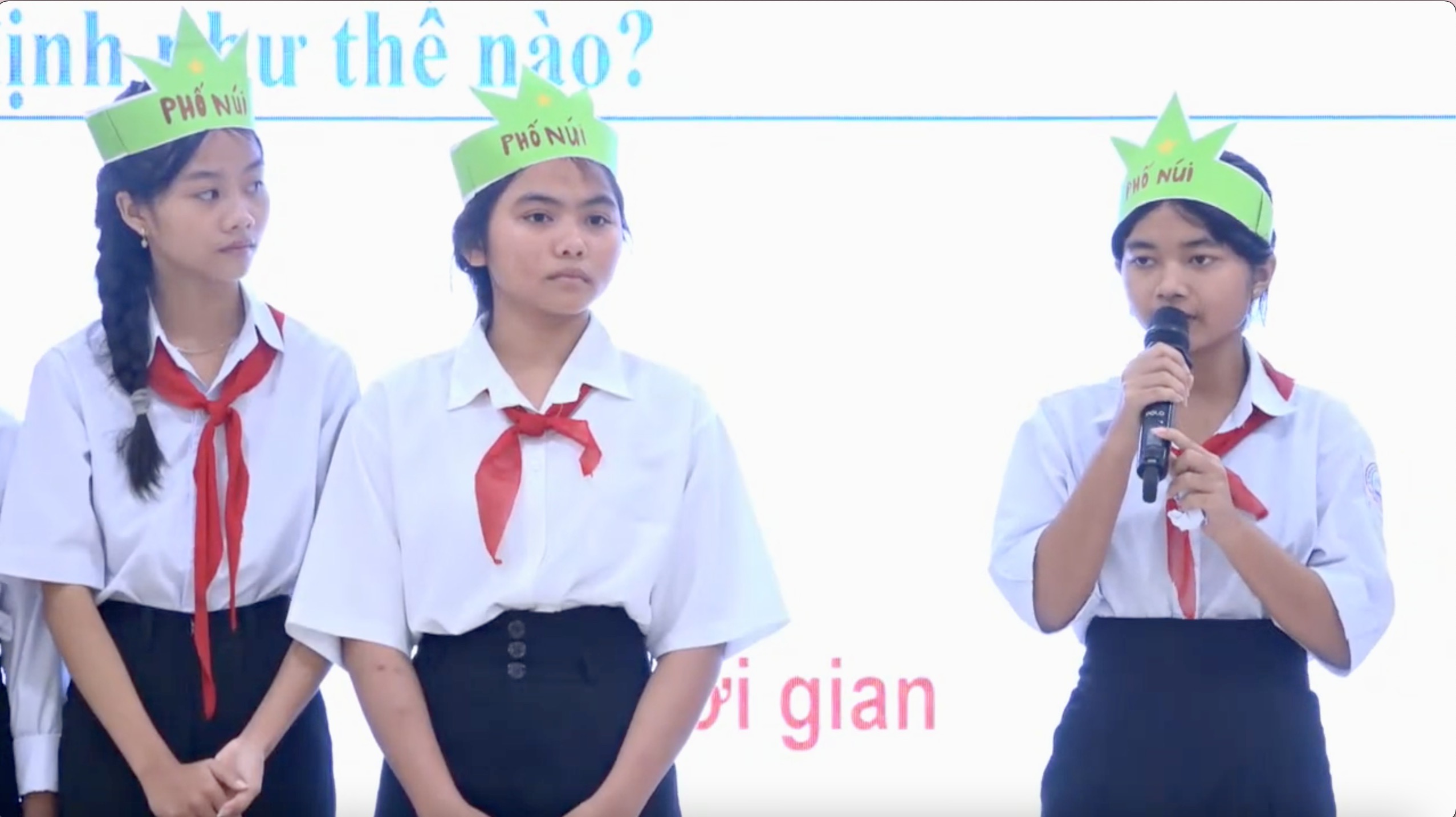 Sôi nổi Hội thi Tìm hiểu kiến thức pháp luật về tảo hôn và hôn nhân cận huyết thống