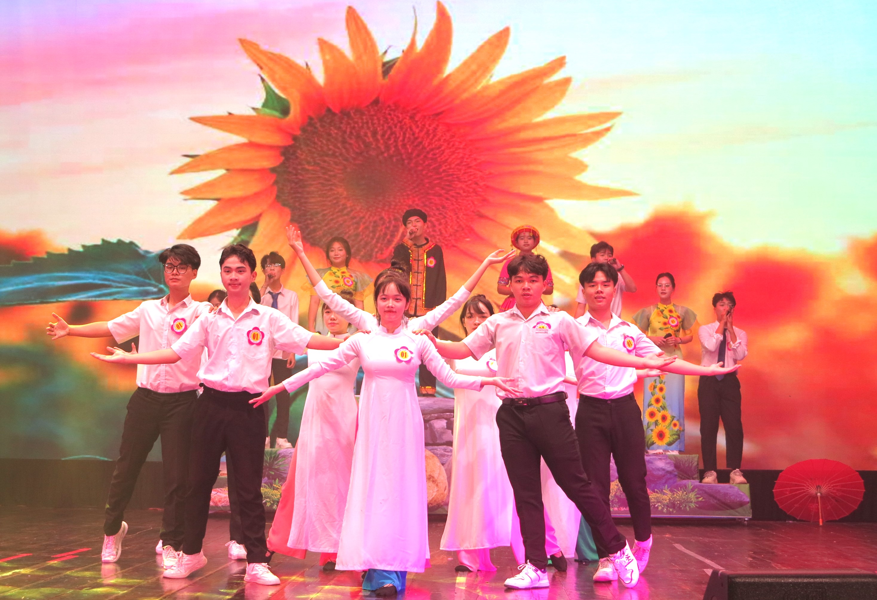 Khai mạc hội thi “Giai điệu tuổi hồng”