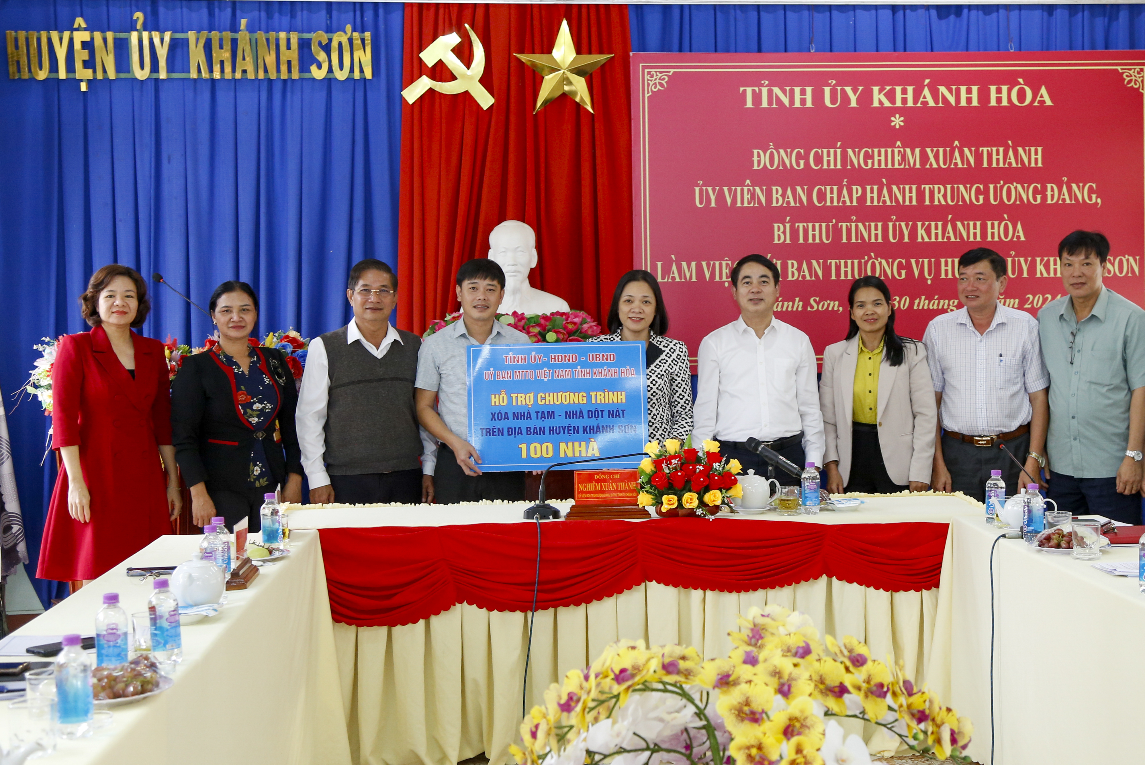 An cư cho người nghèo