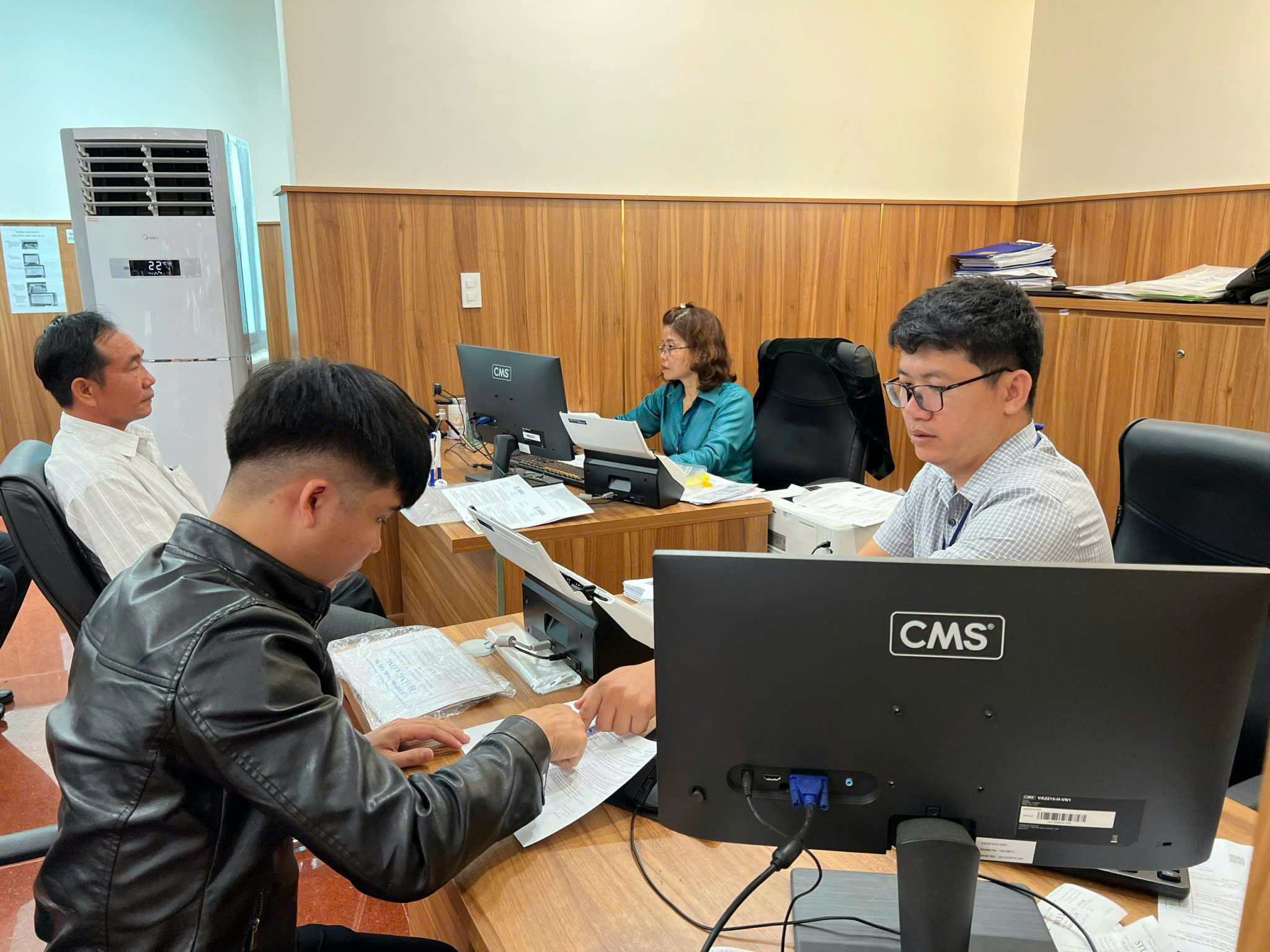 Ngày 31-12: Tạm dừng tiếp nhận hồ sơ đến cấp đổi giấy phép lái xe còn thời hạn