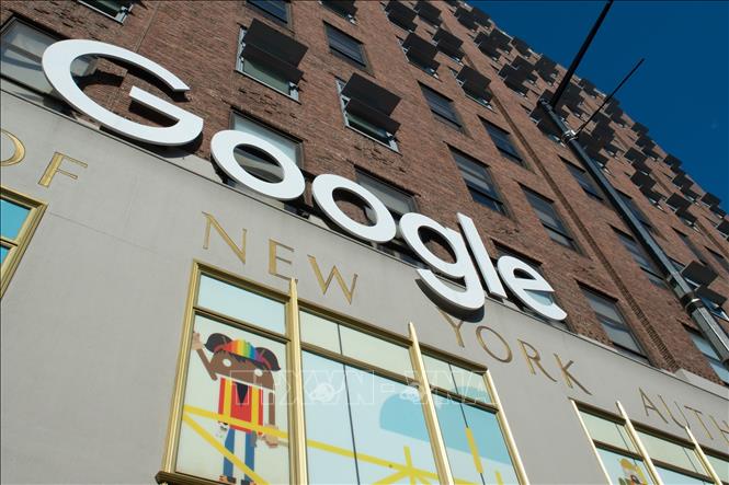 
Biểu tượng của Google tại trụ sở của công ty ở New York, Mỹ. 