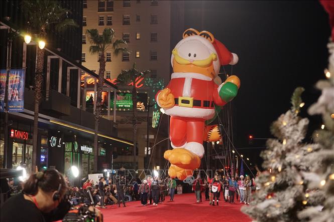 Không khí chờ đón Giáng sinh 2024 trên khắp thế giới