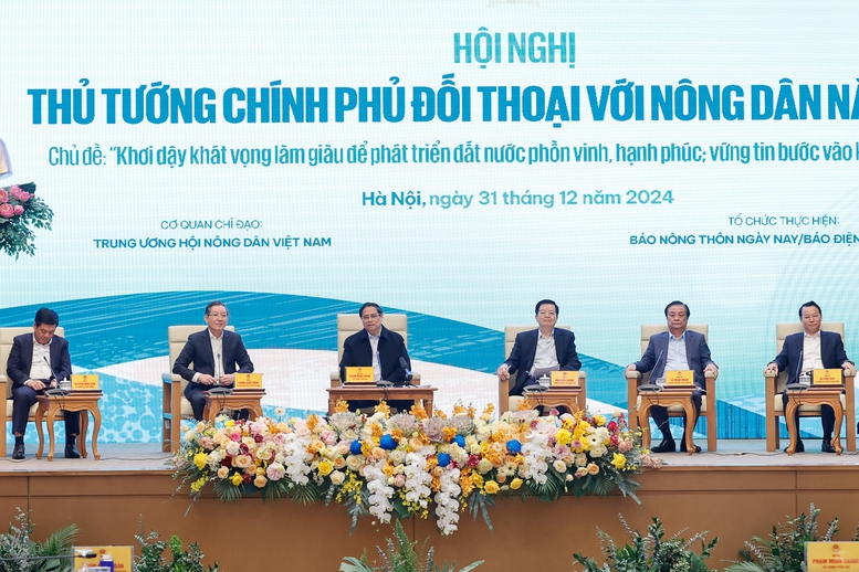 Thủ tướng Chính phủ đối thoại với nông dân