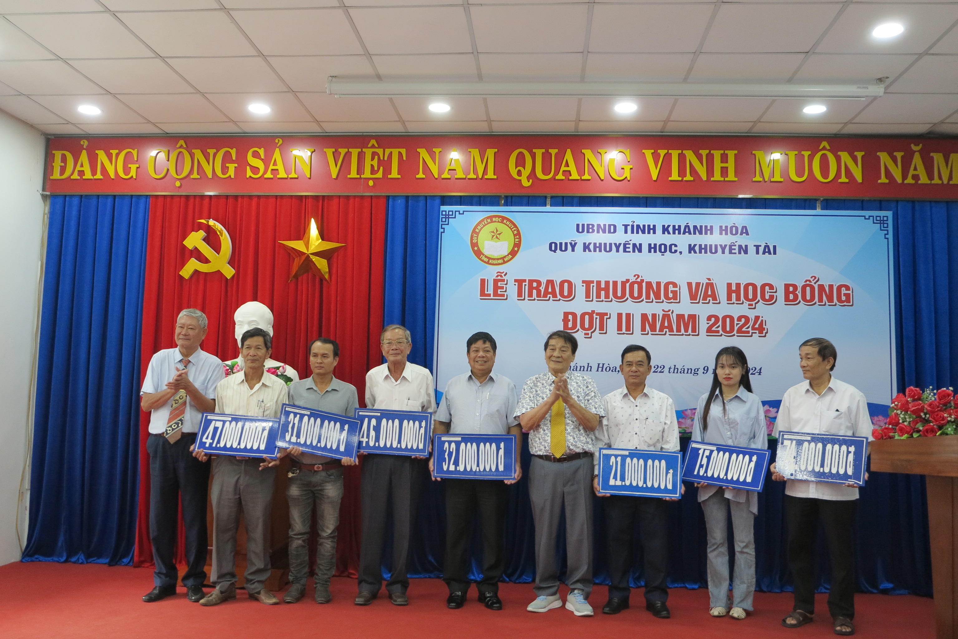 Thúc đẩy phong trào học tập suốt đời