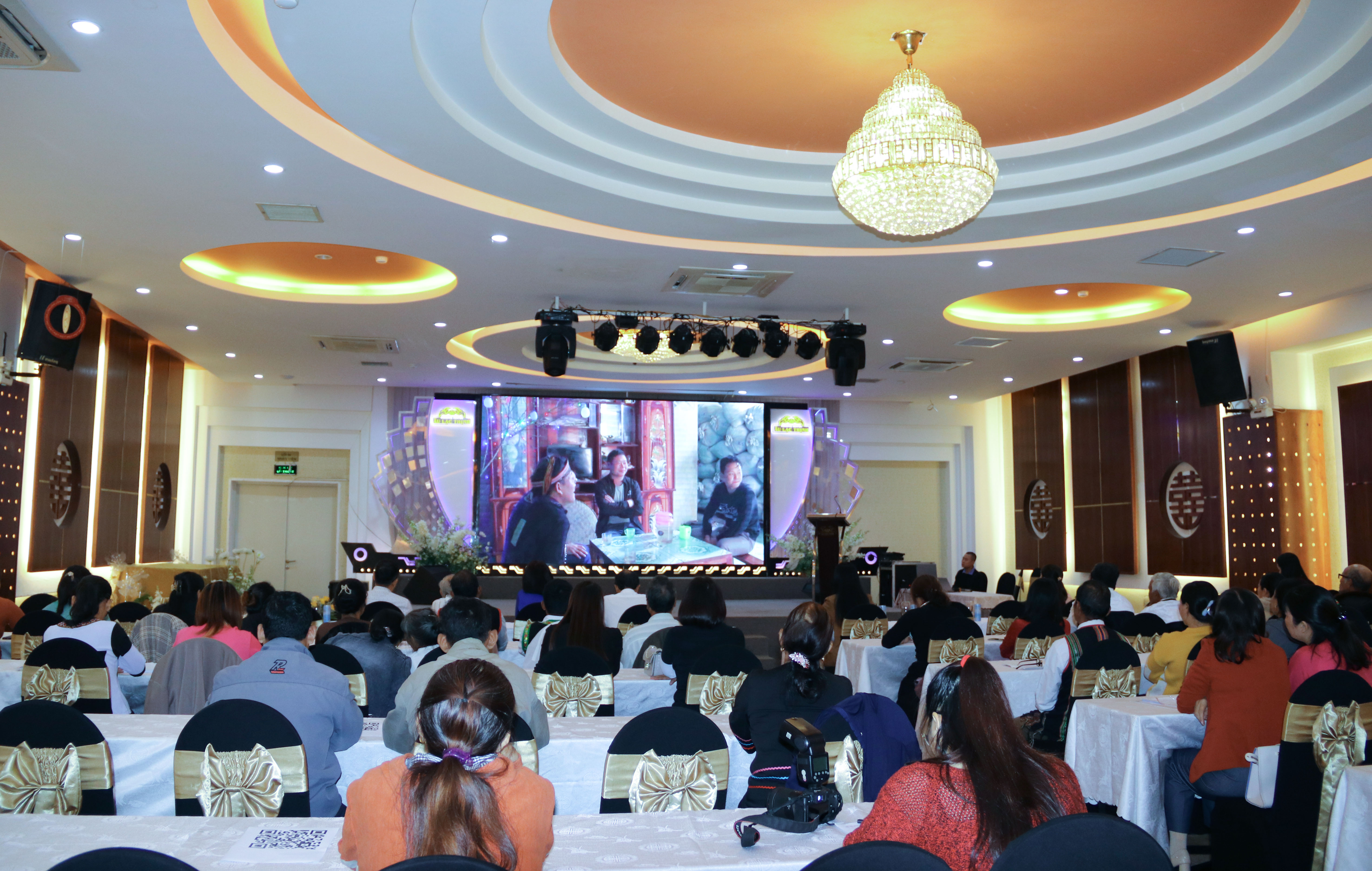 Tọa đàm về phát huy vai trò của người có uy tín, chức sắc, chức việc tôn giáo trong thực hiện bình đẳng giới