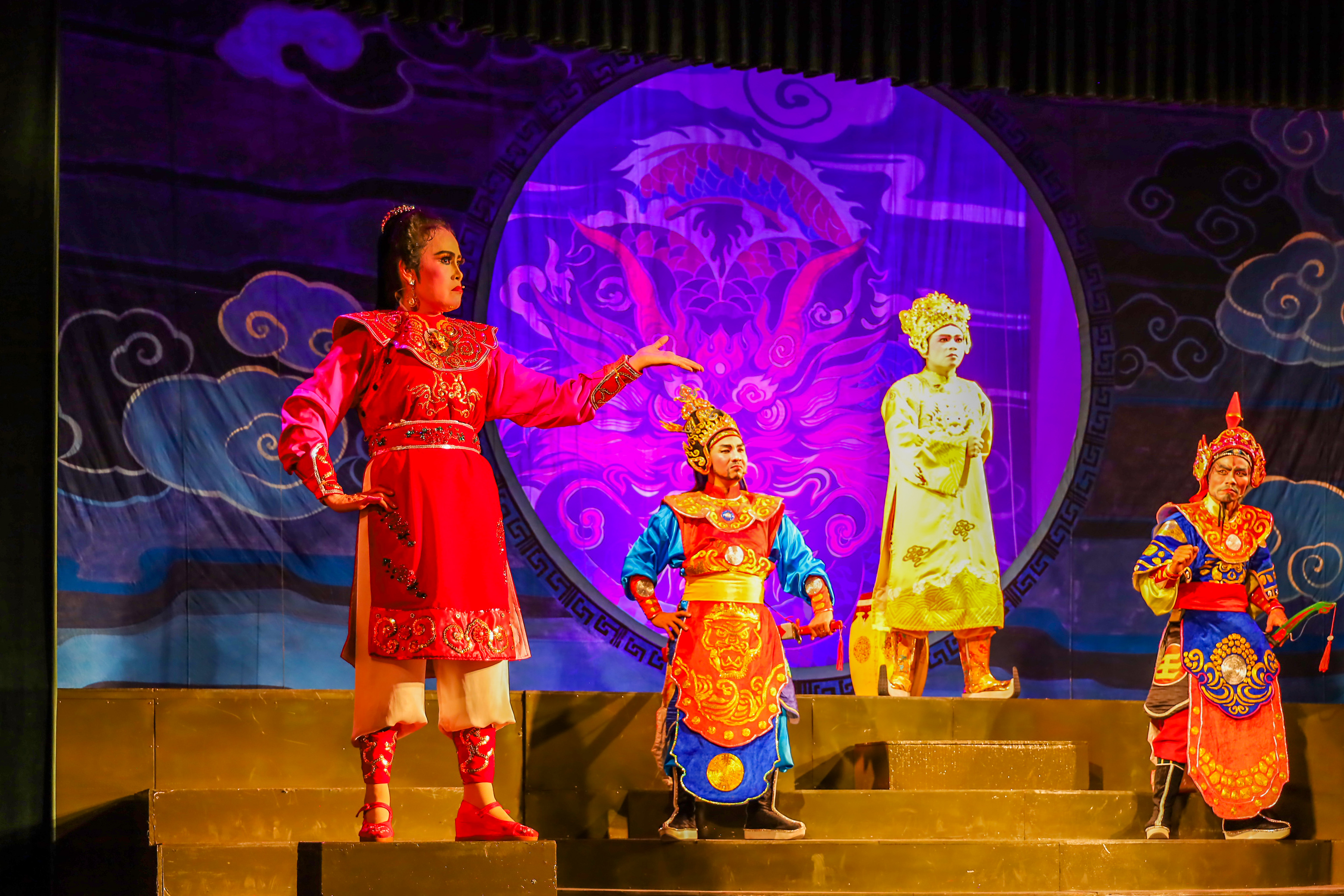 Ra mắt vở tuồng “Đô đốc Bùi Thị Xuân”