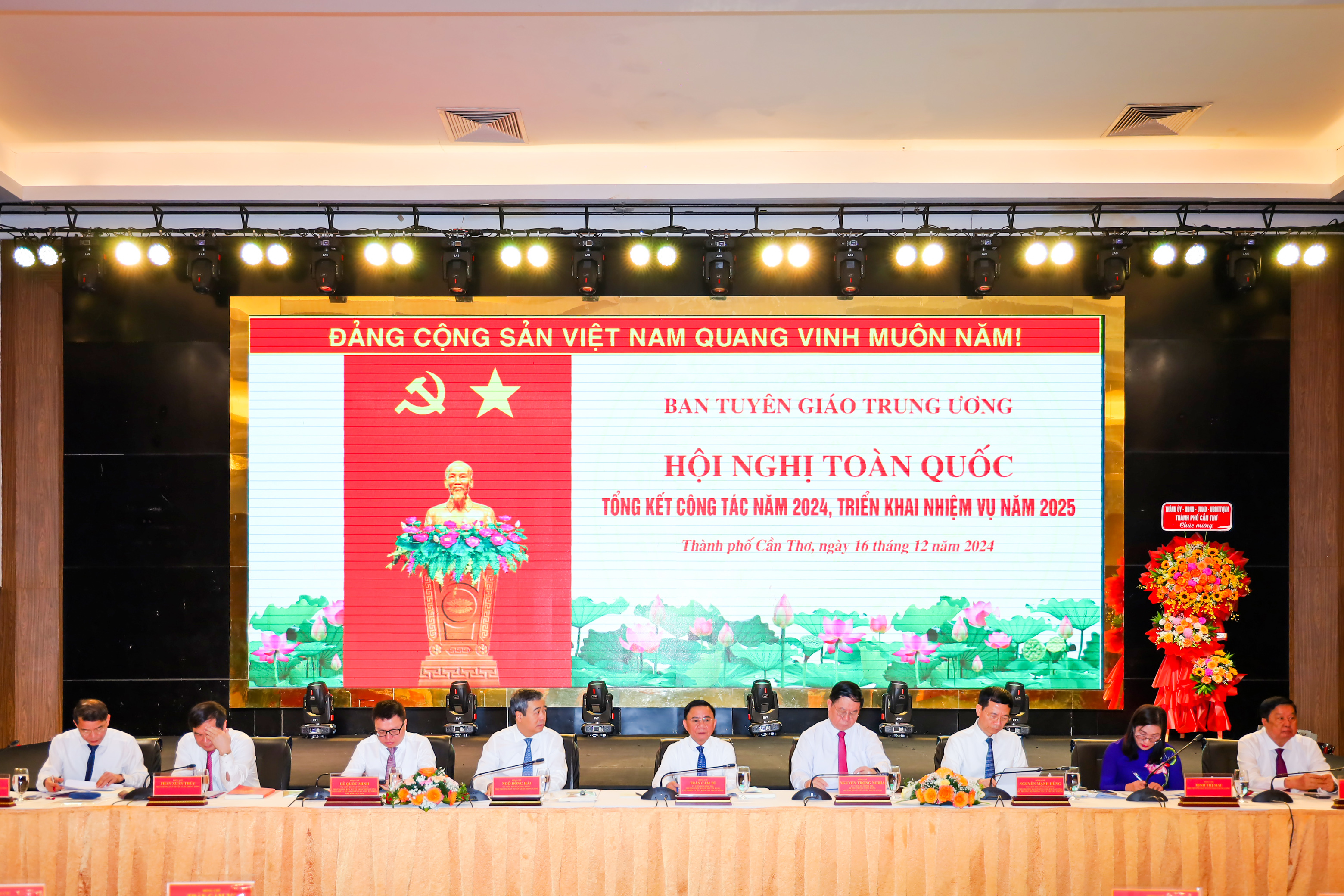 Hội nghị toàn quốc về công tác tuyên giáo