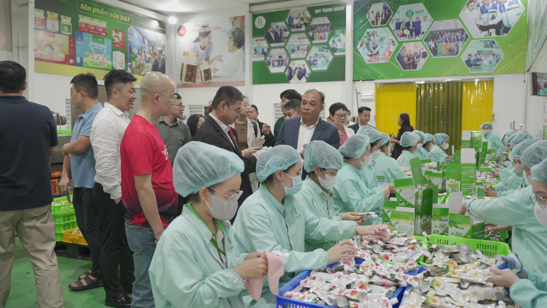 Doanh nghiệp Trung Quốc tìm cơ hội nhập khẩu rong nho Khánh Hòa