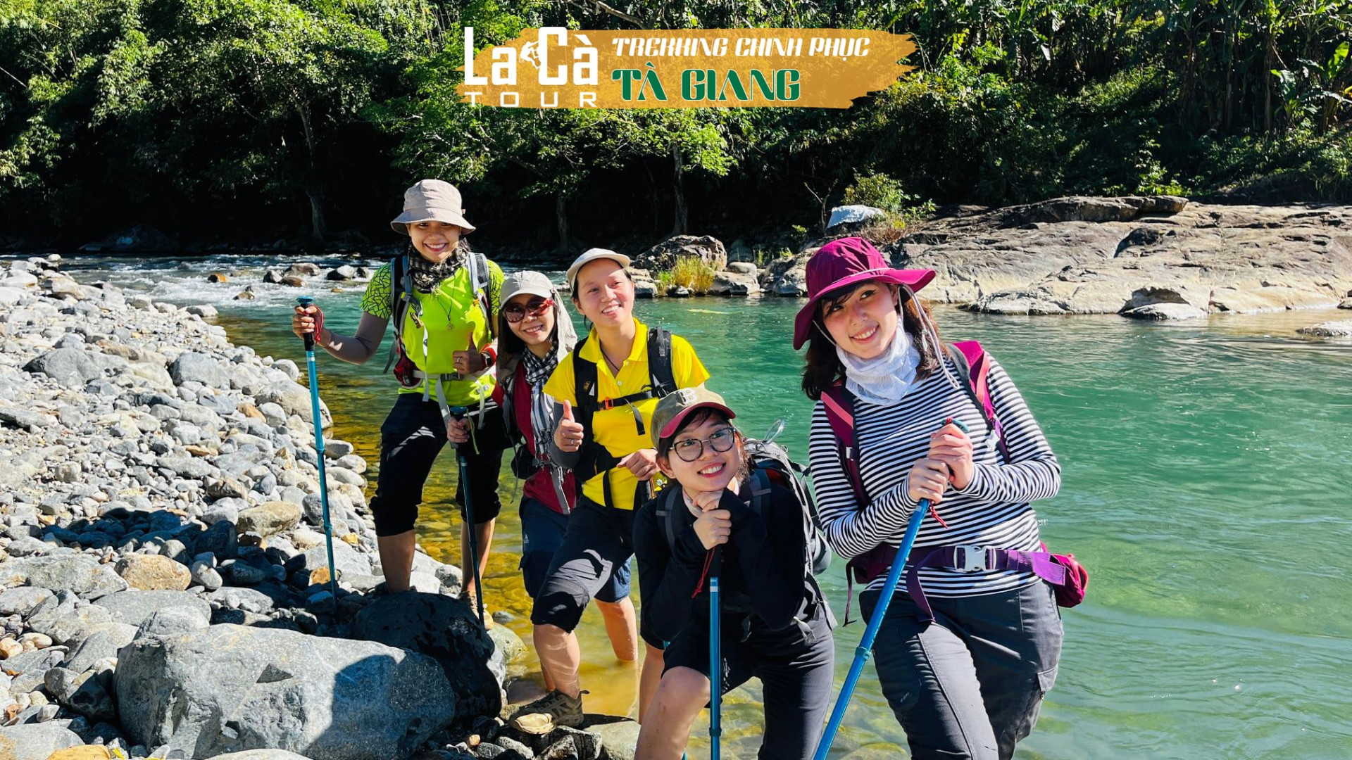 Tourists on the Ta Gian trekking tour. Photo: La Ca Tour