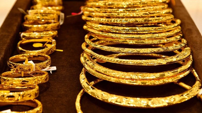 Giá vàng ngày 5/12: Vàng miếng, vàng nhẫn đồng loạt đi ngang