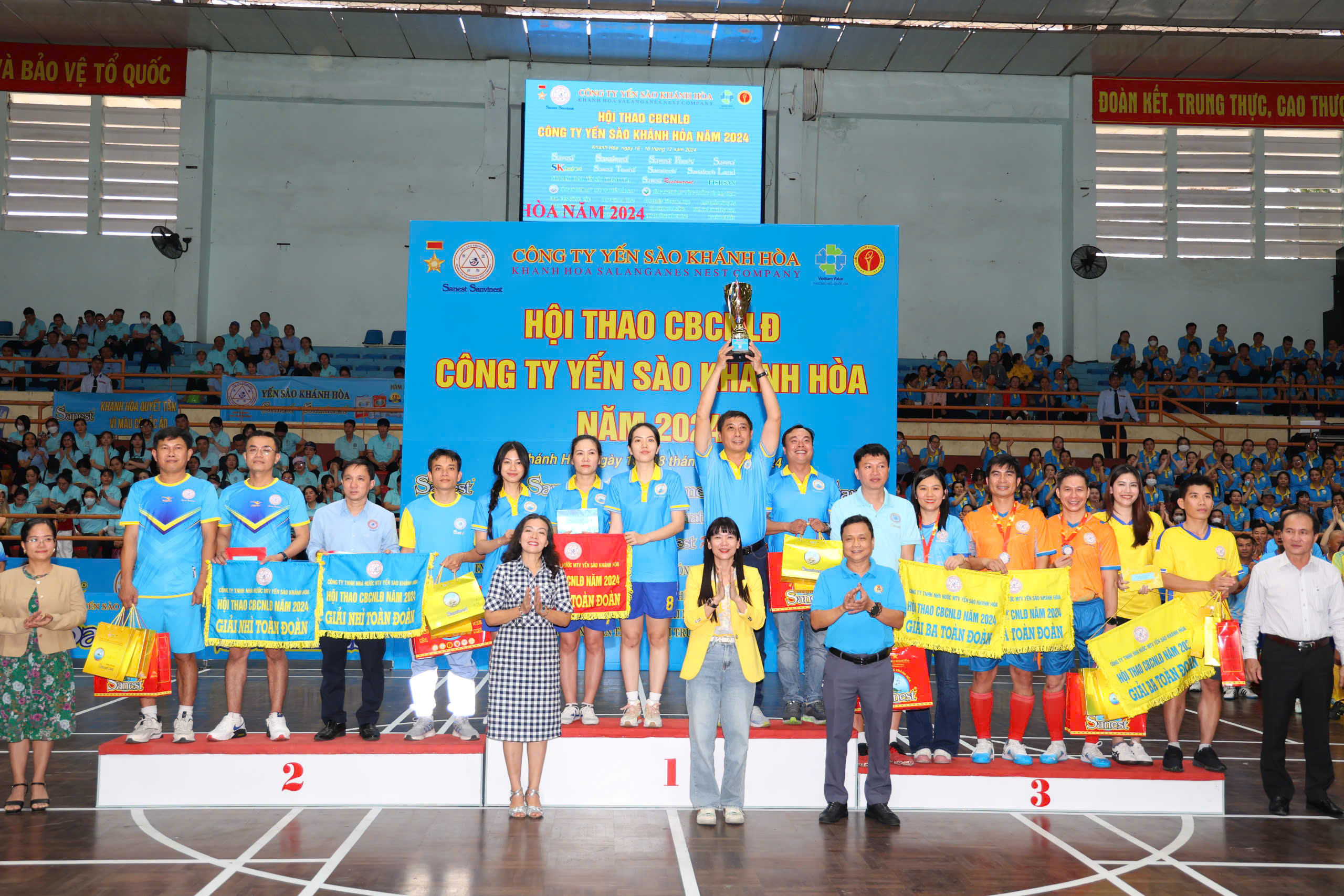 Hội thao truyền thống cán bộ, công nhân, lao động Công ty Yến Sào Khánh Hoà năm 2024: Công ty Cổ phần Nước giải khát Yến Sào Khánh Hòa đoạt giải Nhất toàn đoàn