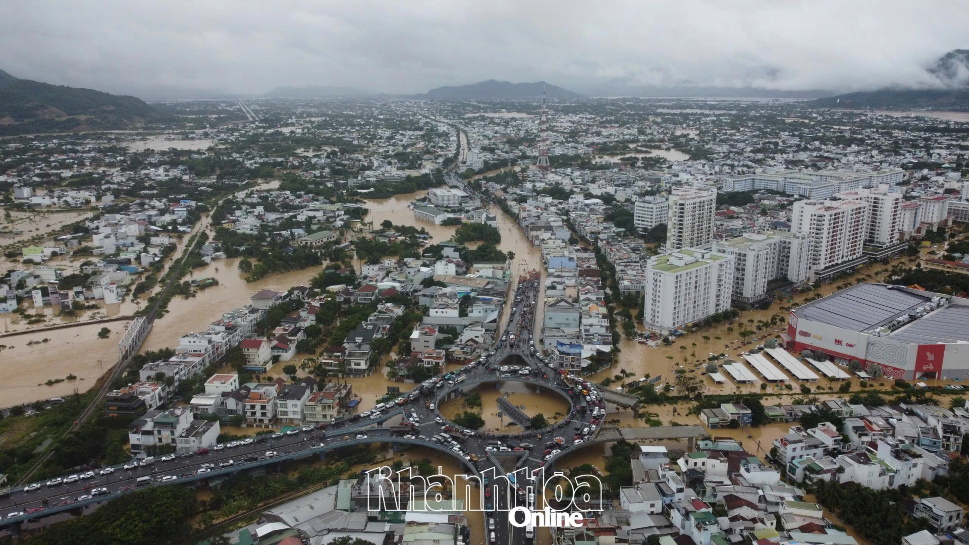 Phường Tây Nha Trang bị ngập nặng trong đợt mưa lũ lịch sử ngày 20-11-2025
