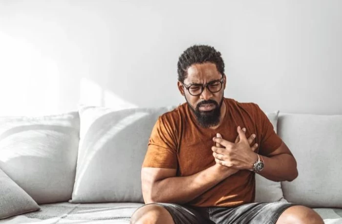 4 dấu hiệu cảnh báo sớm nhất trước một cơn nhồi máu cơ tim