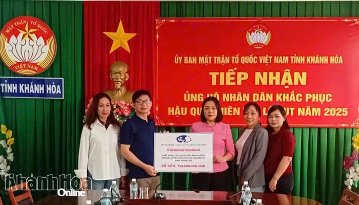 Các doanh nghiệp hỗ trợ tỉnh Khánh Hòa khắc phục thiệt hại do mưa lũ hơn 1 tỷ đồng