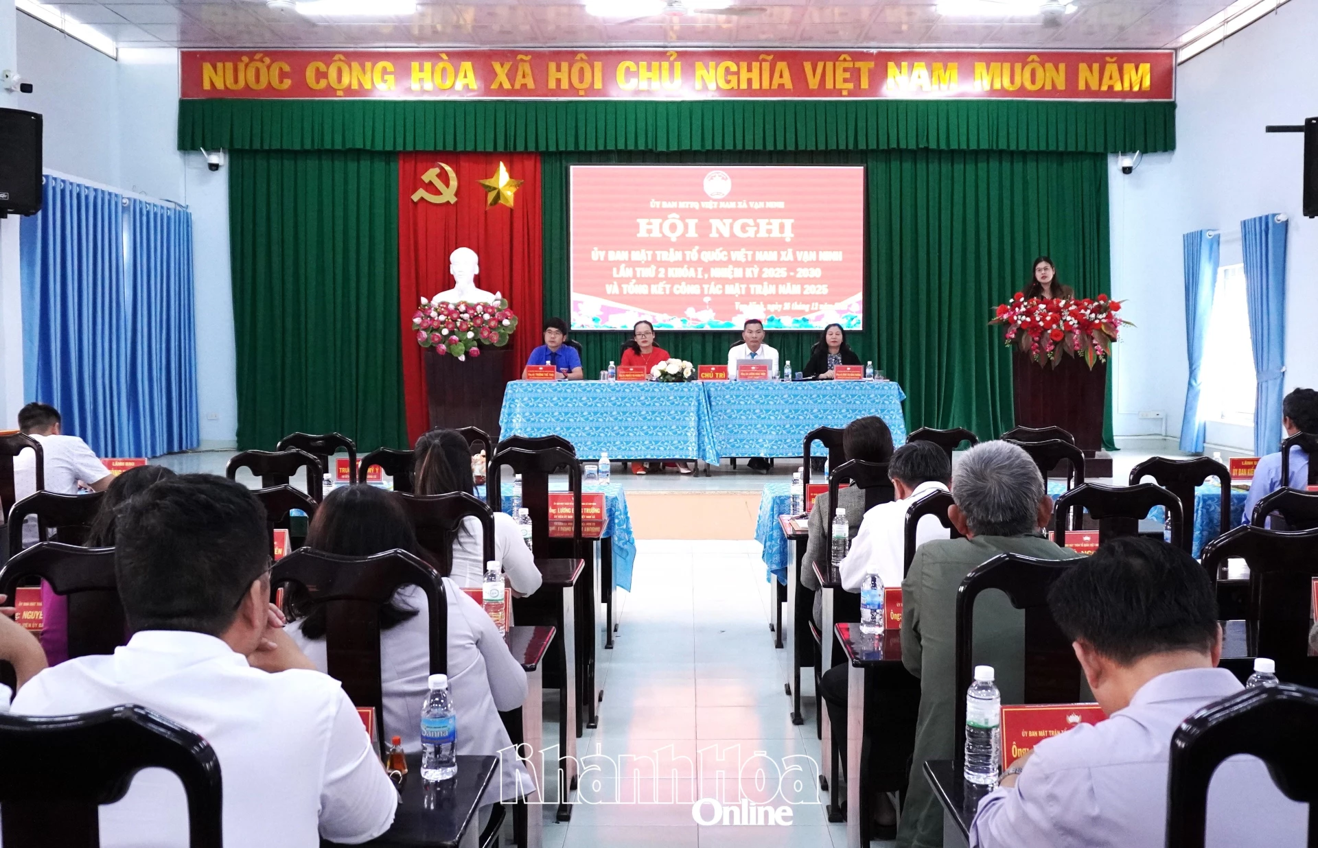 Quang cảnh tại hội nghị.